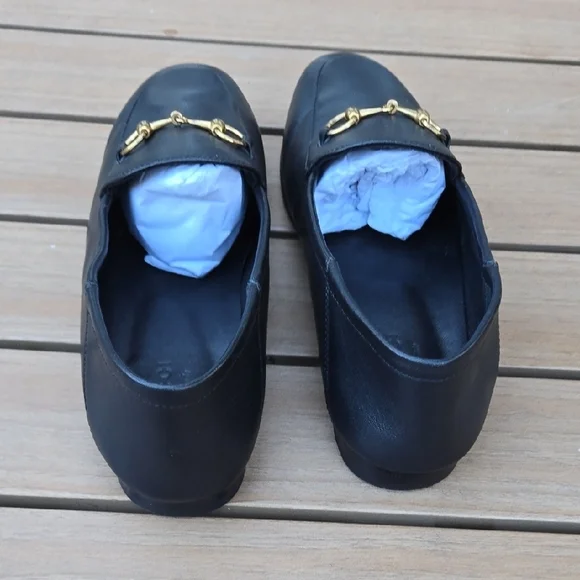 Gucci Black Loafers with Gold Horsebit - Picture 5 of 5